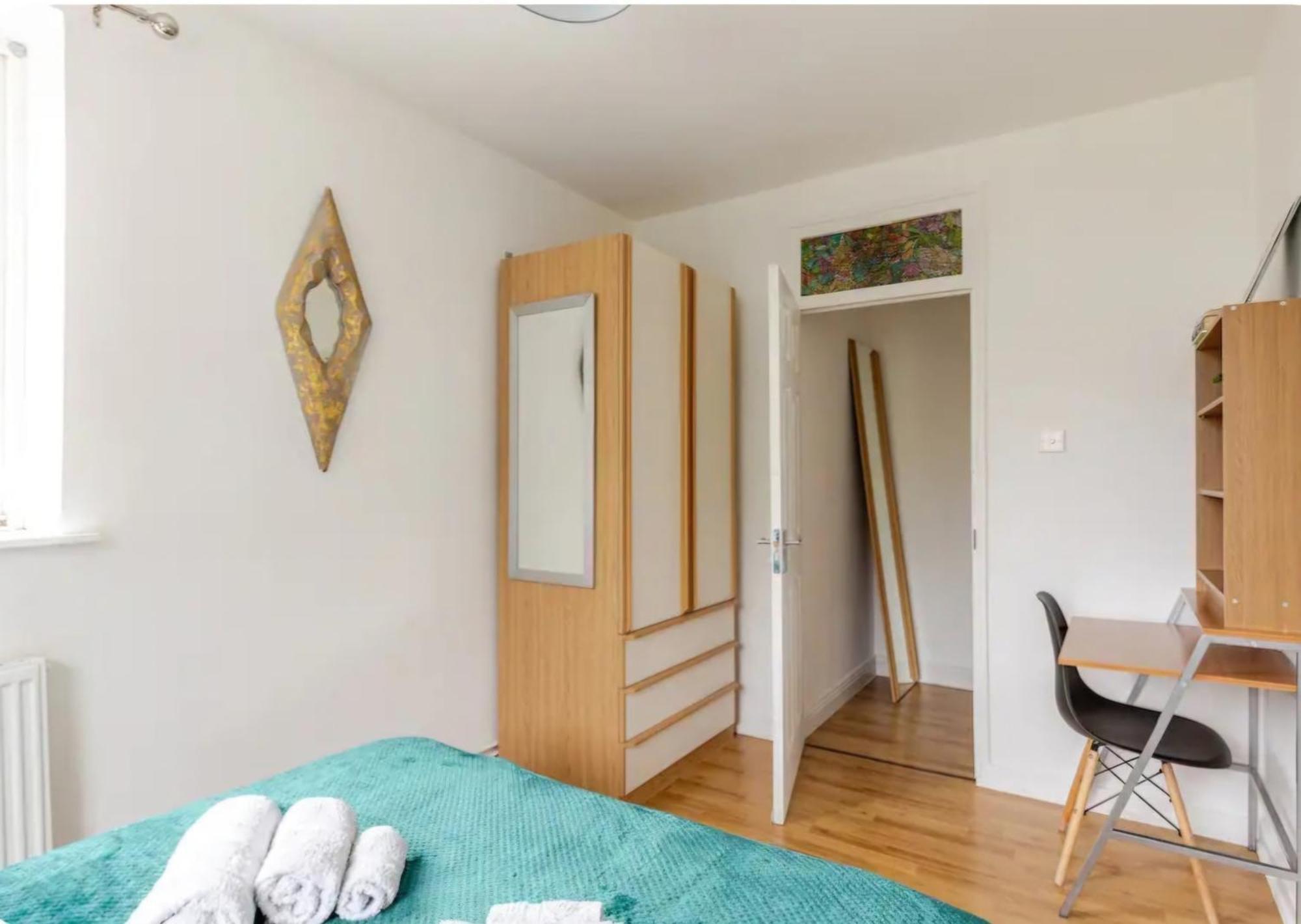 Spacious Two Bedroom Apartment In Battersea, Free Parking Λονδίνο Εξωτερικό φωτογραφία